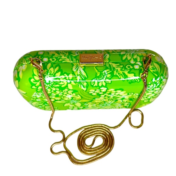 Lilly Pulitzer GWP Clutch Floral Clutch Detachable Strap Crossbody Chain Strap - Picture 2 of 5